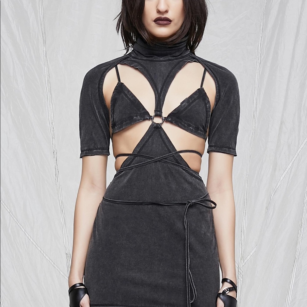 NWT Darker wavs cutout dress